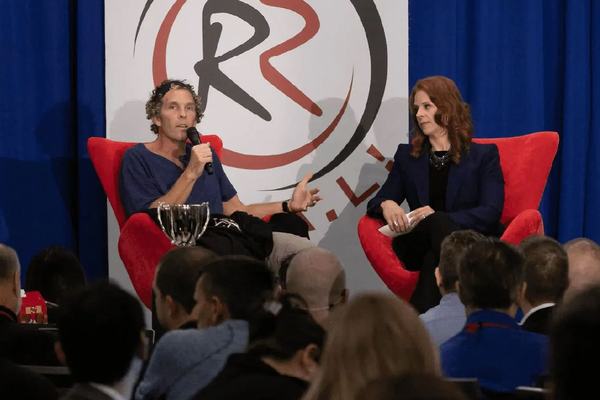 Robin Robins with Jesse Itzler