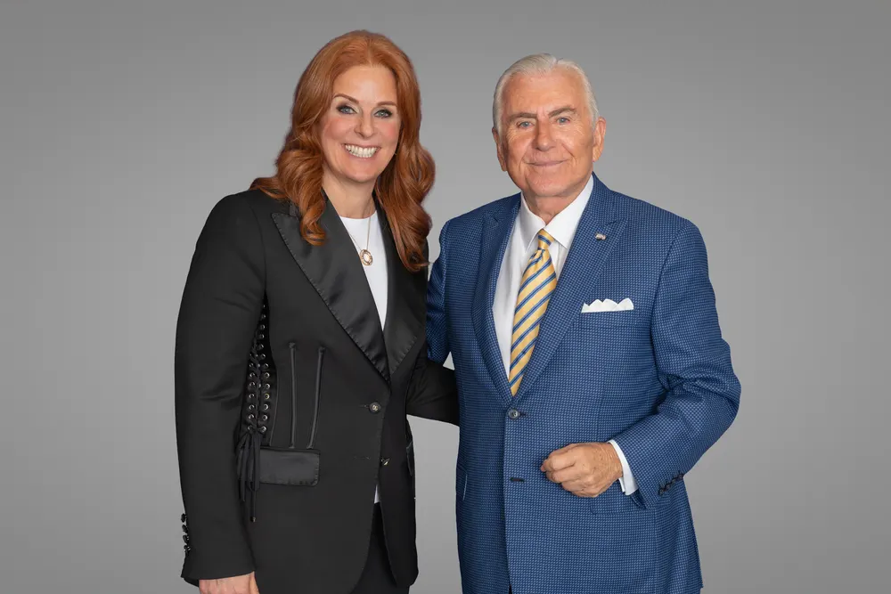 Robin Robins with Nido Qubein
